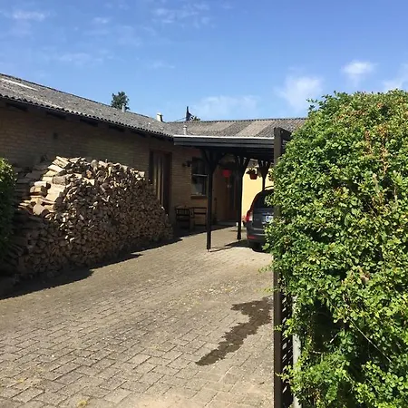 Vaerealse Til Leje Gasthof Ullerslev